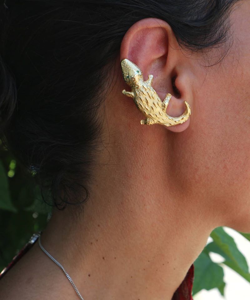 GOLDEN CROCODILE EARRING