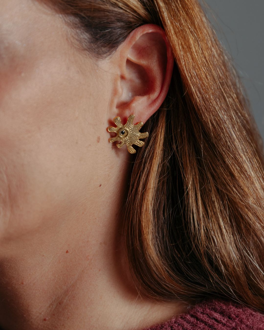 BRINCOS MIRÓ "Mulher diante do sol"