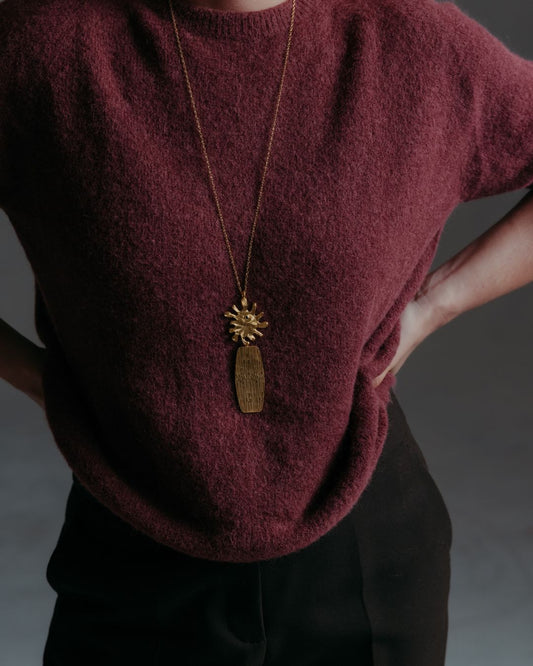 COLAR MIRÓ "Mulher diante do sol II"